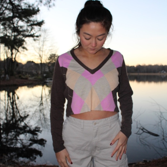 Plaid Cropped Sweater - Picture 2 of 6